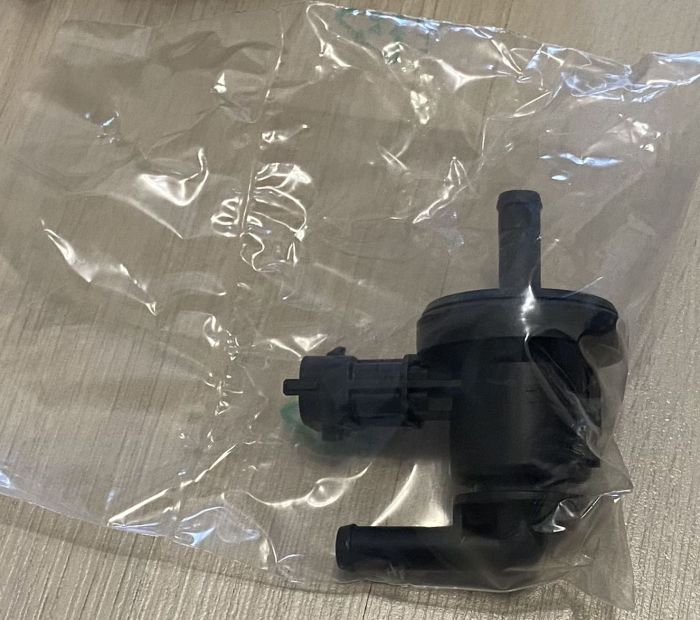 Клапан адсорбера парів палива - HYUNDAI/KIA - 29010-2B000