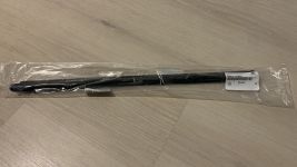 Зовнішній ущільнювач скла задніх лівих дверей - Hyundai - 83210-1C001